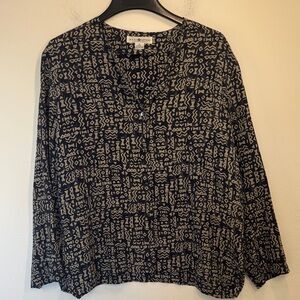 Real Clothes V-Neck Navy & Beige Printed Silk Tunic Top Old Money Quiet Luxury